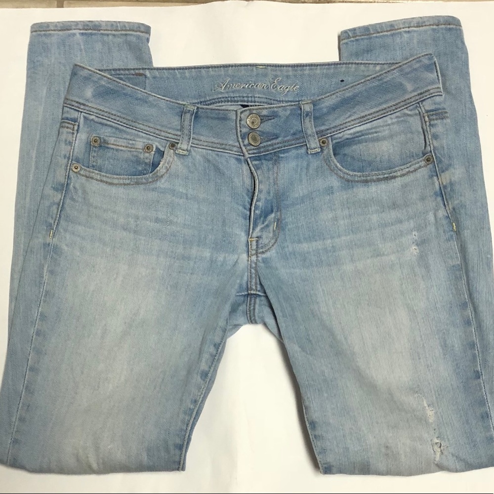 American Eagle Outfitters Light Blue Skinny Jeans